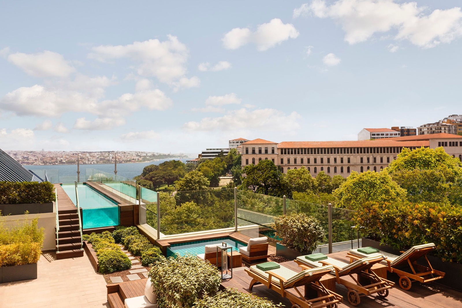 İstanbul Yazının En Güçlü Teraslarından Biri